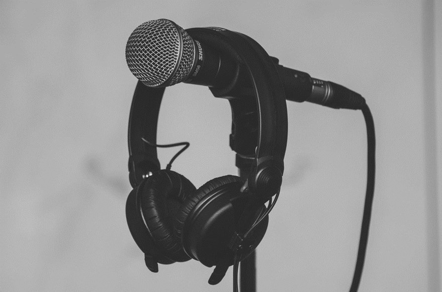 3. Auriculares de estudio 3. Auriculares de estudio